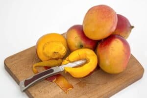 Ganze Mango einfrieren