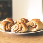 Freeze Cinnamon Rolls